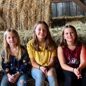 Meet your Posher, Sharon